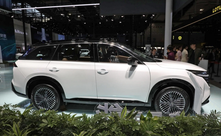 东风日产探陆或将于1月18日预售，6座中大型SUV/2.0T动力