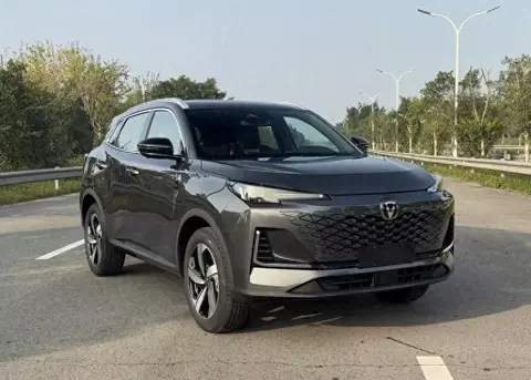 新车 | 搭载2.0T+双电机/竞争比亚迪SHARK 