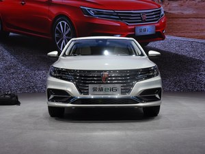 荣威ei6昆明现车让利 限时优惠3.6万元