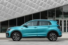 <b>探影这样的小SUV 你怎能不爱-万通新车</b>