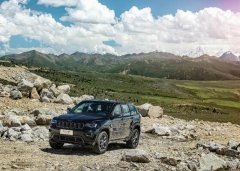 <b>豪华纯进口旗舰SUV 大切诺基万里挑一</b>