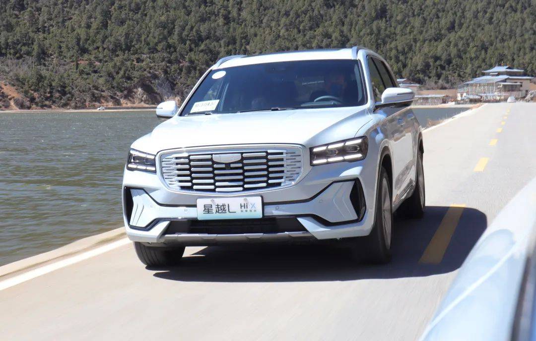 试驾吉利星越L混动：动力比丰田本田强，但细节还得改进