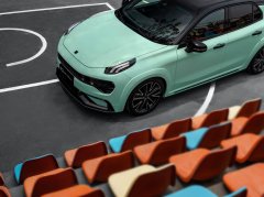 <b>色号上新,领克02 Hatchback解锁夏季限定新色</b>