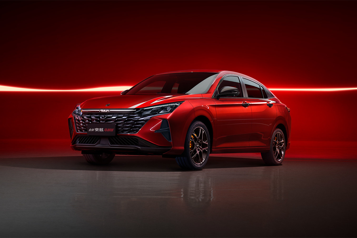 东风风神全新奕炫马赫版上市 售价6.49-9.39万元