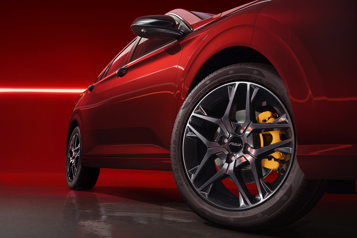 东风风神全新奕炫马赫版上市 售价6.49-9.39万元