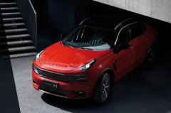 <b>领克01解析 搭载2.0T动力 油耗7.4L 售价17.98万起</b>