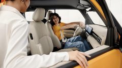 宝骏悦也内饰官图曝光!超大驾乘空间玩乐感十足