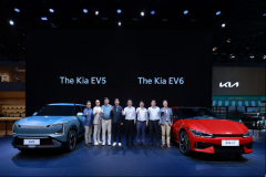 <b>EV6重磅上市，EV5开启预售，起亚品牌电动化转型成果闪耀成都车展</b>