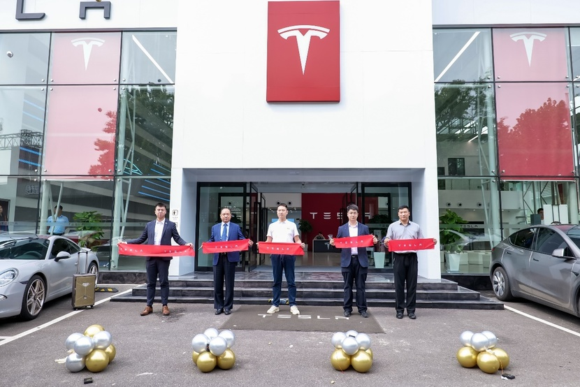 郑州开元特斯拉中心正式开业，Model 3焕新