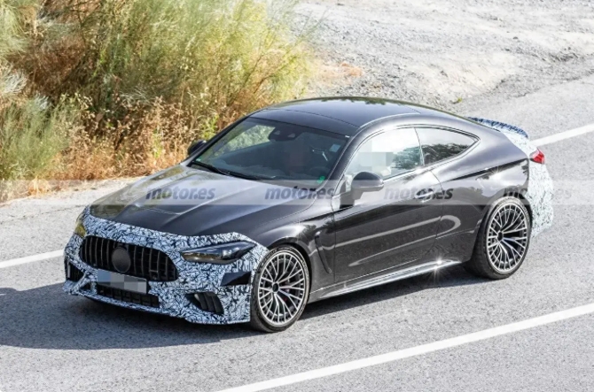 或搭载4.0T V8动力，放弃2.0T插混？AMG CLE