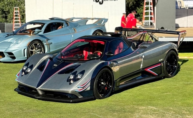 搭载7.3升V12自吸发动机，帕加尼Zonda Arr