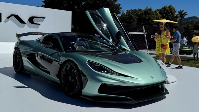 最大功率2107马力/“零百”1.81秒，Rimac 