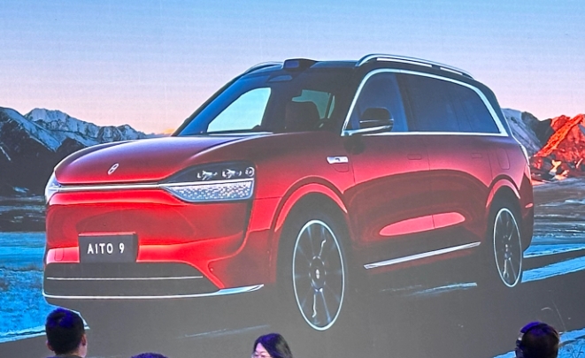 2024巴黎车展探馆：定名AITO 9，问界M9实车