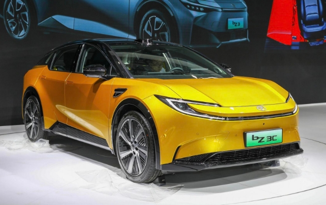 纯电轿跑SUV/提供双色车身/2025年初上市
