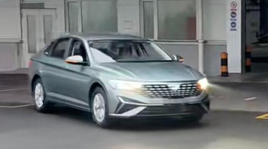 售99777元，曝捷达VA7听劝版实车，1.4T动力