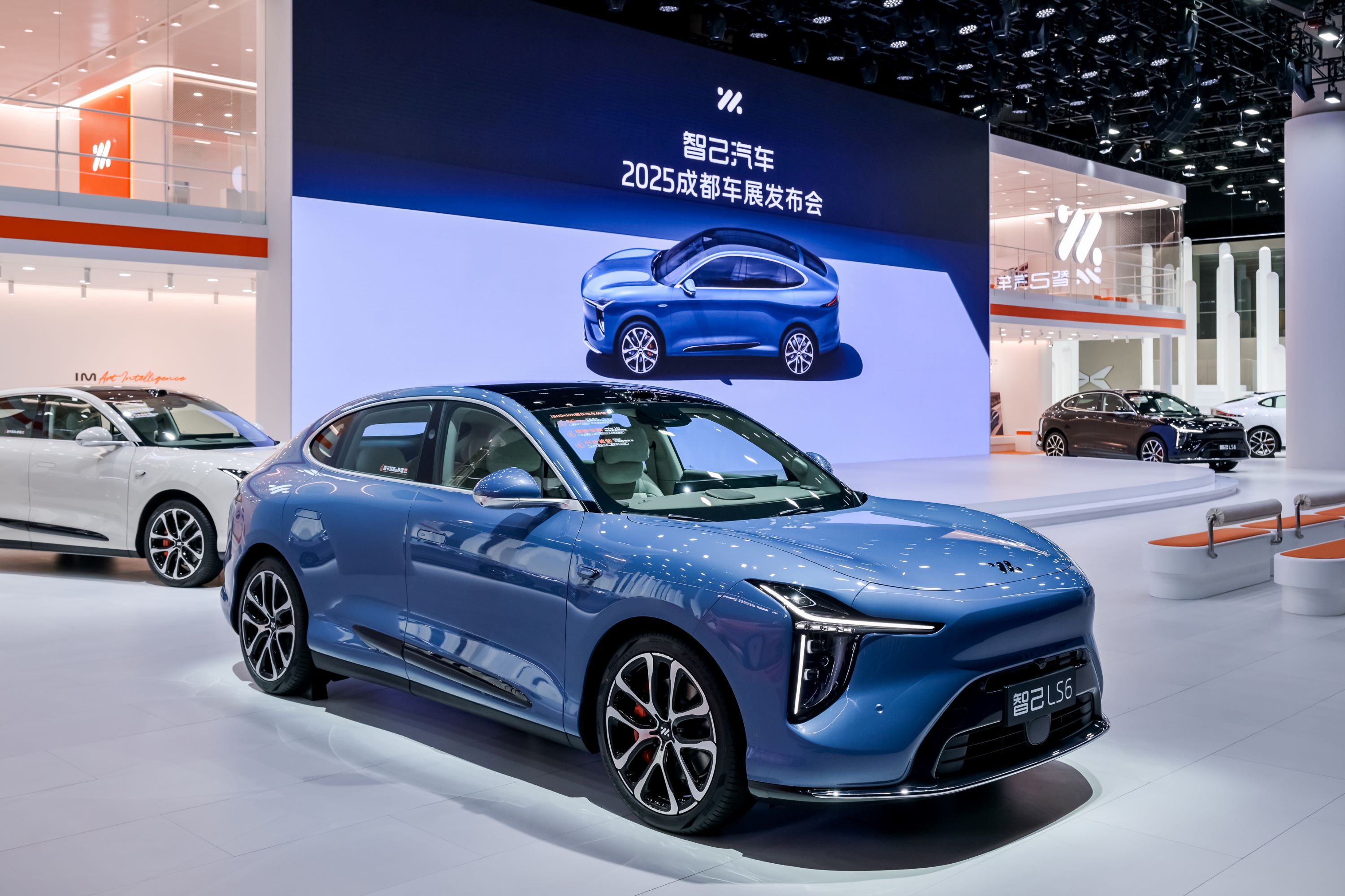 预售订单破48,000台！2025成都车展，超级增