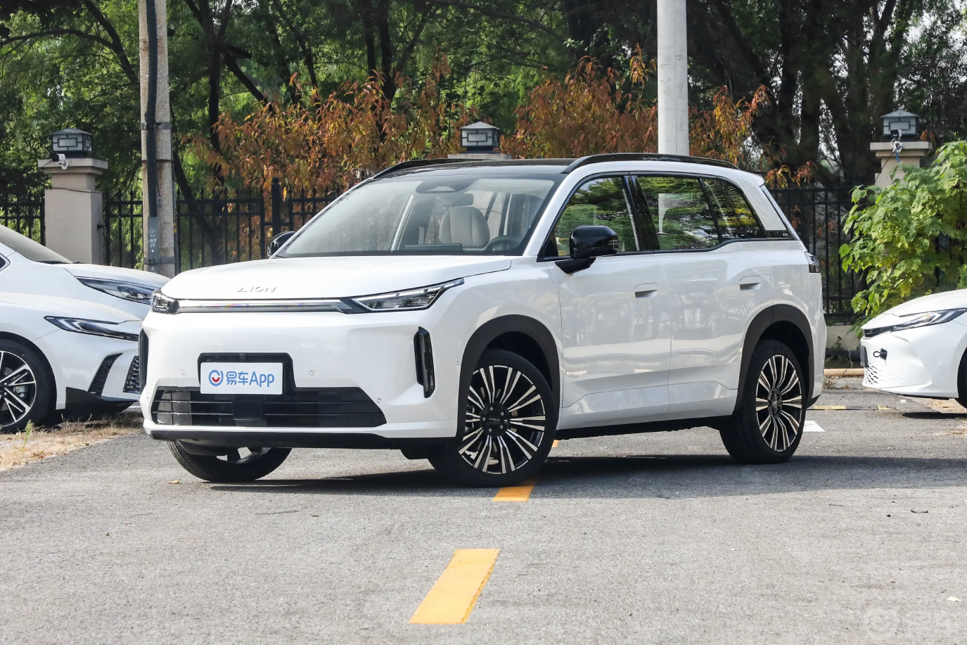 埃安i60纯电SUV 10万级的价格，实现20万级